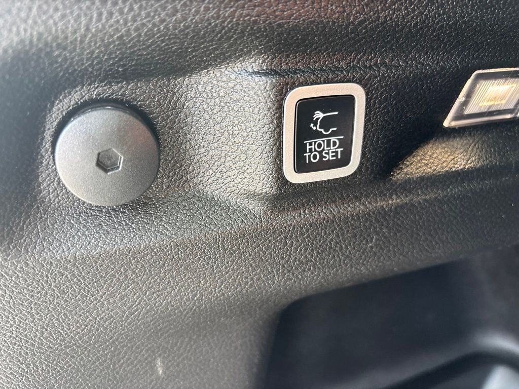 Used 2023 Jeep Grand Cherokee L SUV