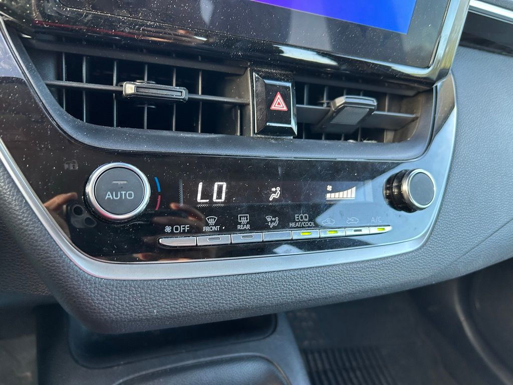 Thumbnail: 2023 Toyota Corolla - 25