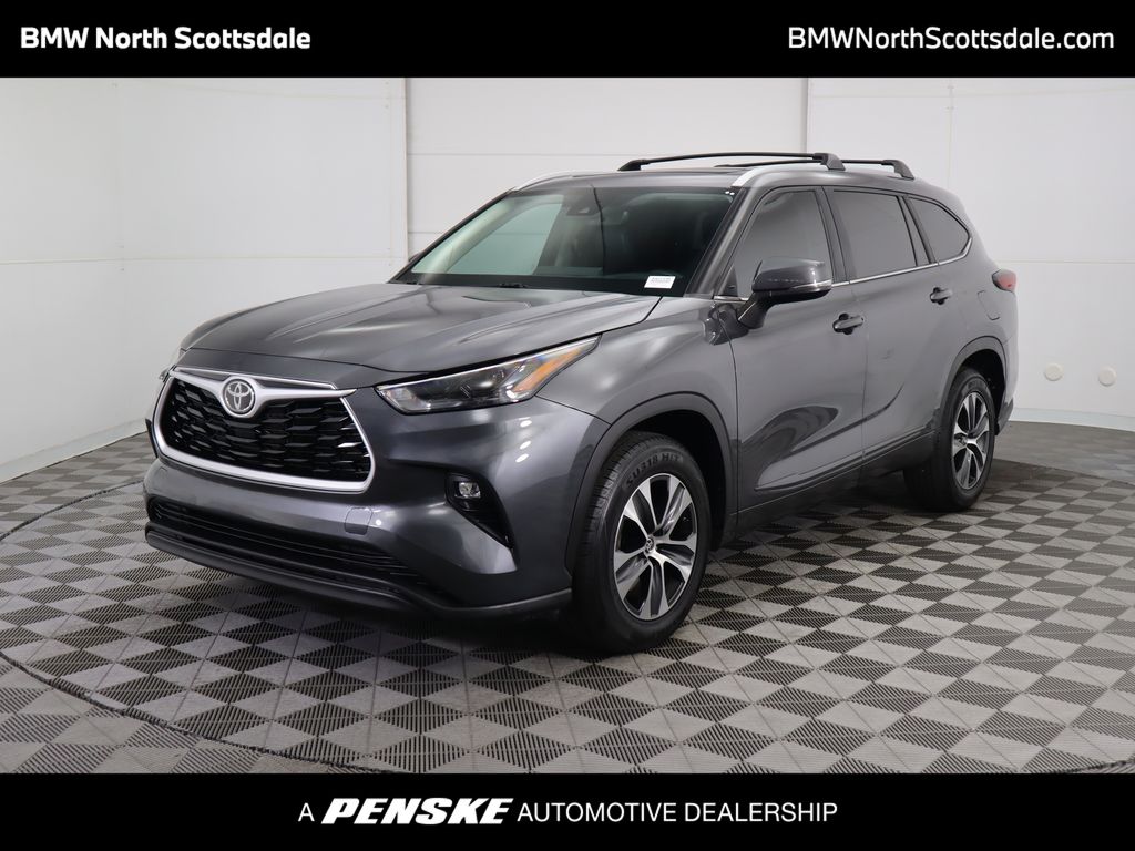 2023 Toyota Highlander Limited -
                Phoenix, AZ