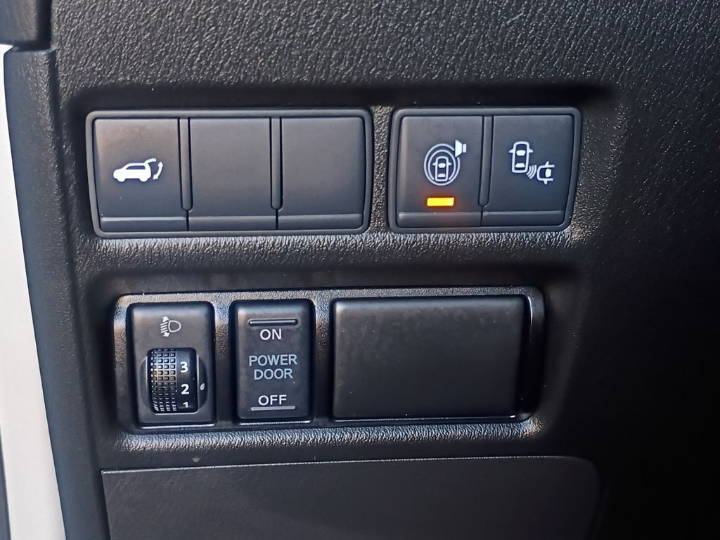 Used Car 2017 Nissan Armada  Platinum For Sale Under $15,000 In Austin, Texas