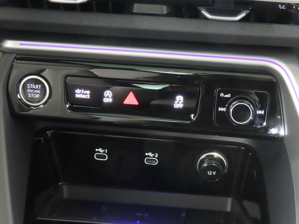 Thumbnail: 2025 Audi Q5 - 20