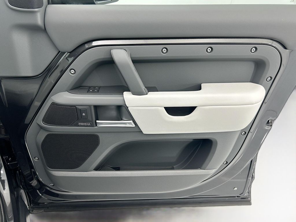 Thumbnail: 2026 Land Rover Defender - 24