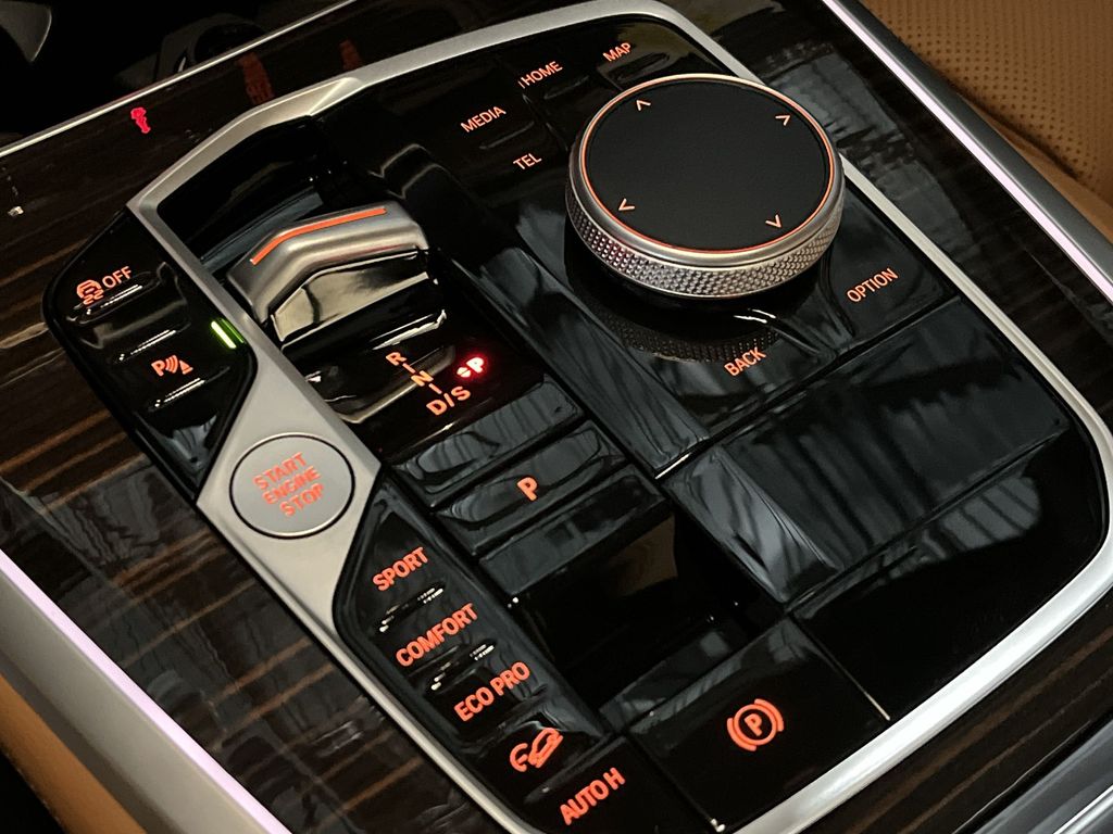 Thumbnail: 2026 BMW X5 - 20