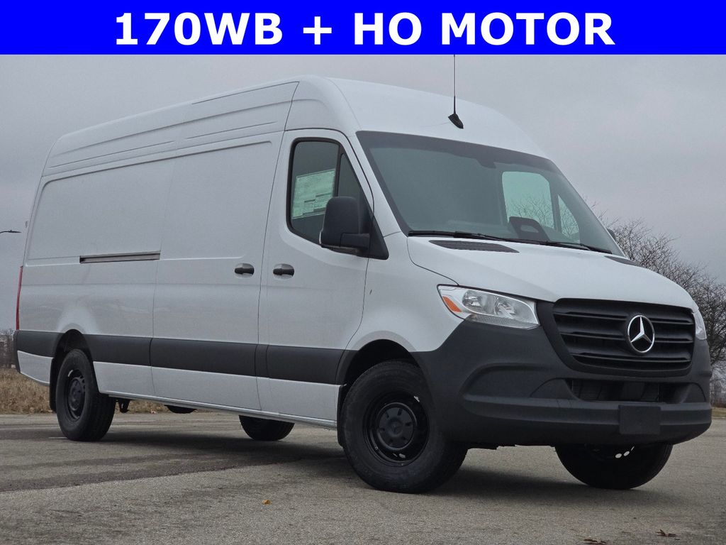 2025 Mercedes-Benz Sprinter 2500 Cargo 170 WB