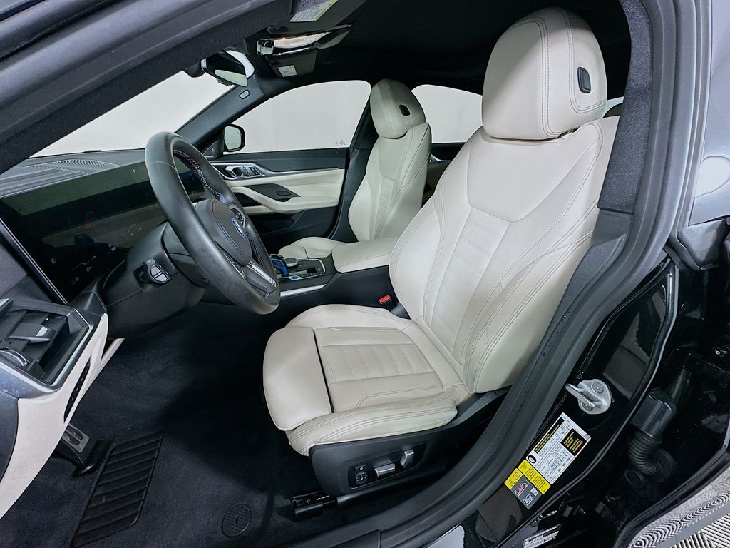 Thumbnail: 2023 BMW i4 - 21