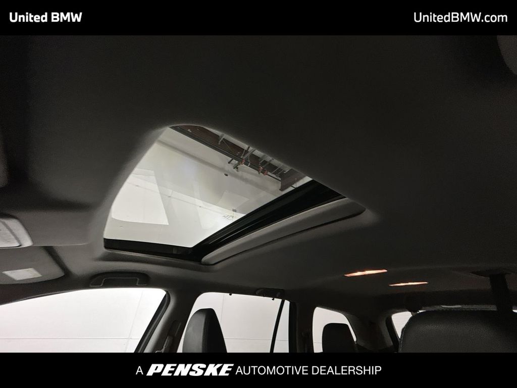 Thumbnail: 2019 Honda Pilot - 19