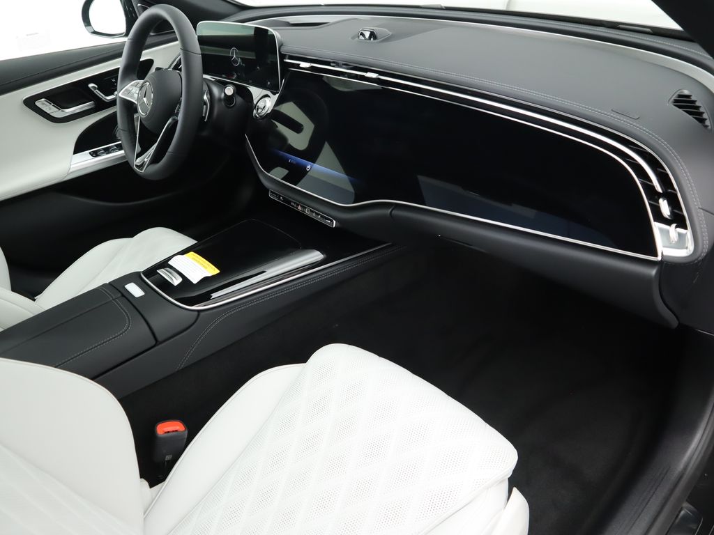 Thumbnail: 2026 Mercedes-Benz E-Class - 19