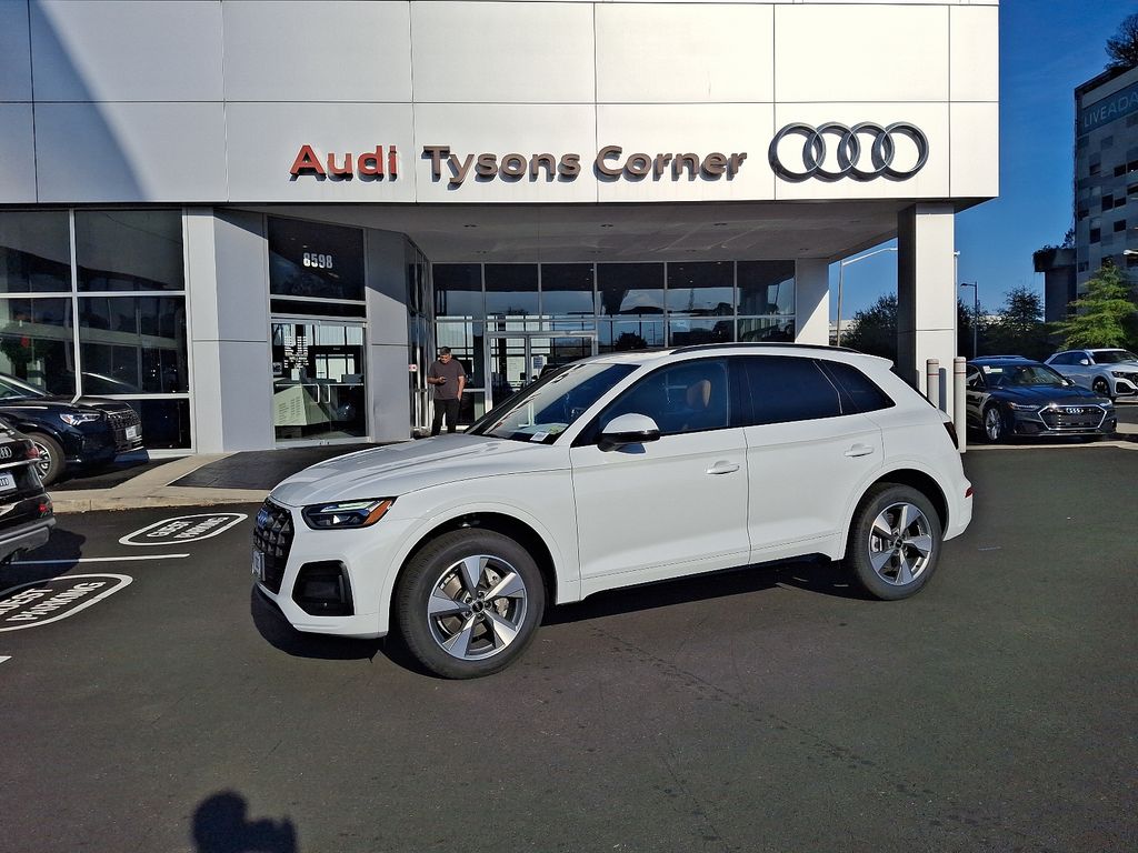 2025 Audi Q5 2.0T -
                Vienna, VA