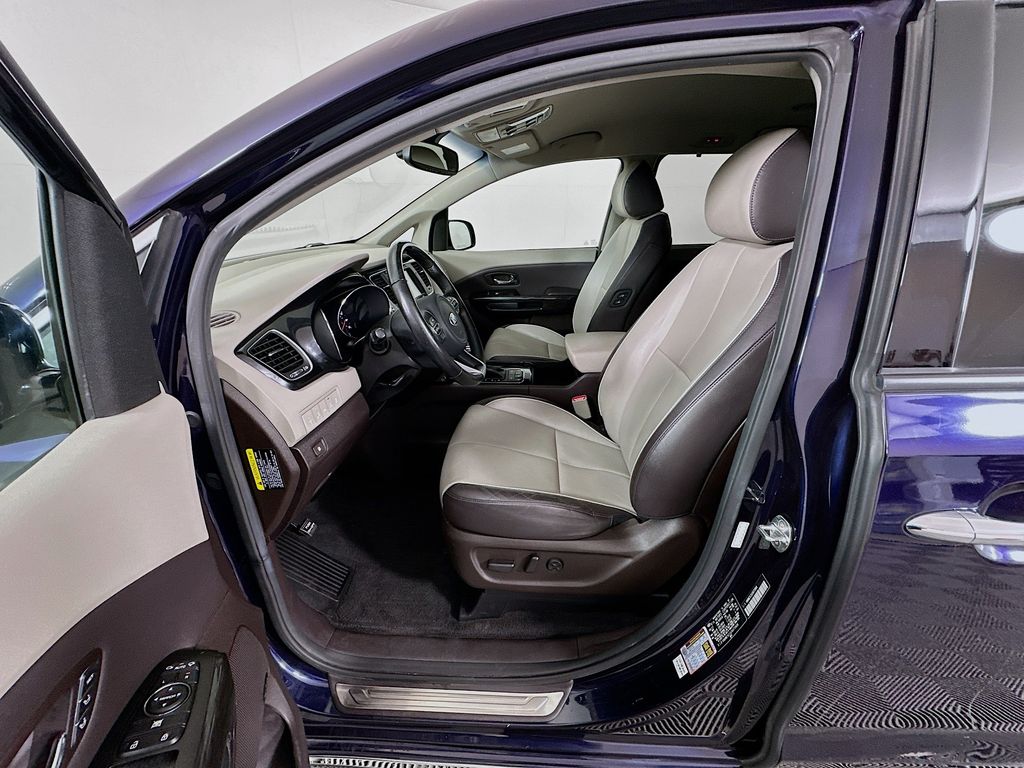 Thumbnail: 2018 Kia Sedona - 22