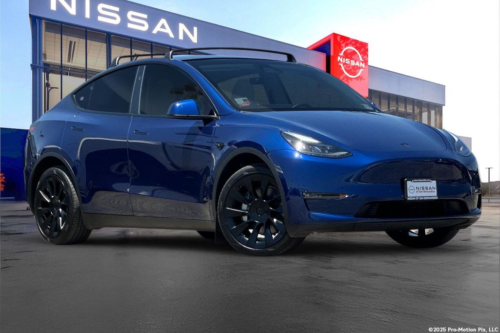 2024 Tesla Model Y Long Range Dual Motor All-Wheel Drive's photo