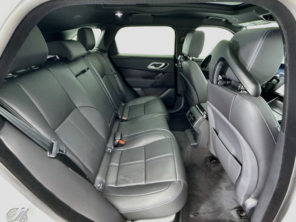 Thumbnail: 2026 Land Rover Range Rover Velar - 22