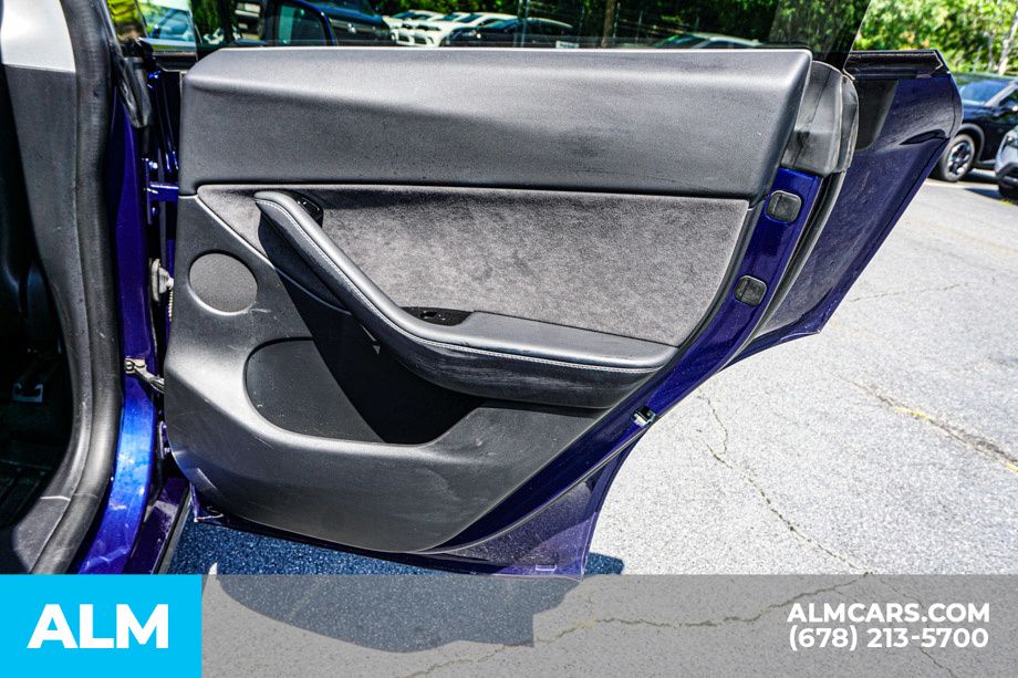 Used 2020 Blue Tesla Long Range image 56