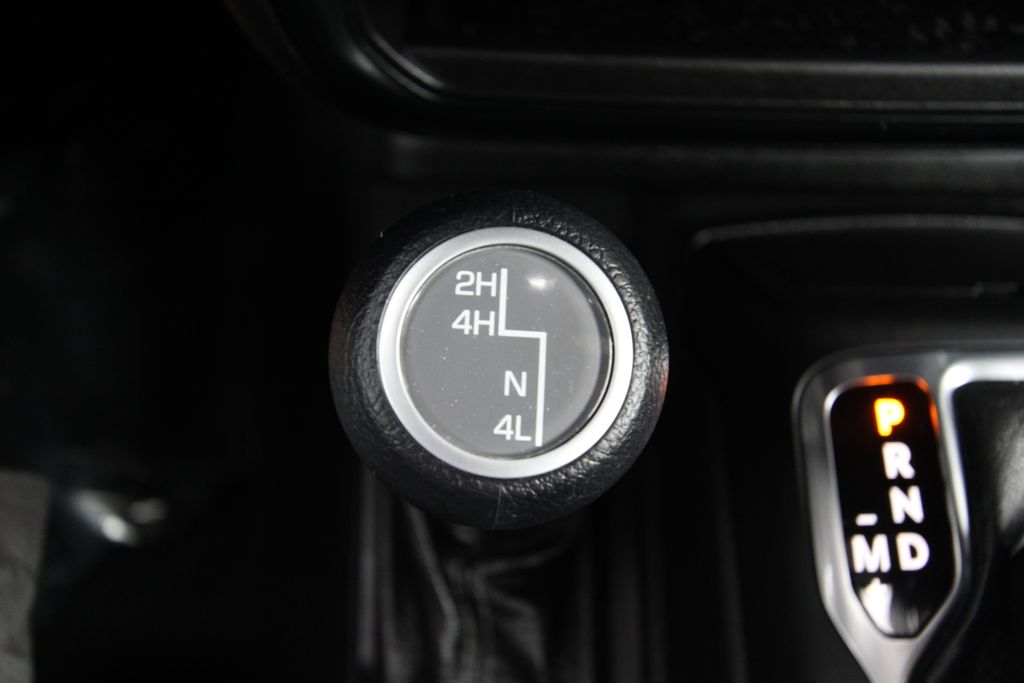 Used 2024 Jeep Wrangler SUV