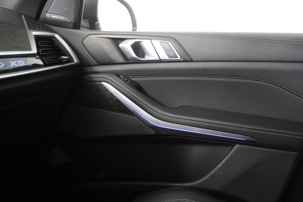 Thumbnail: 2024 BMW X5 - 26