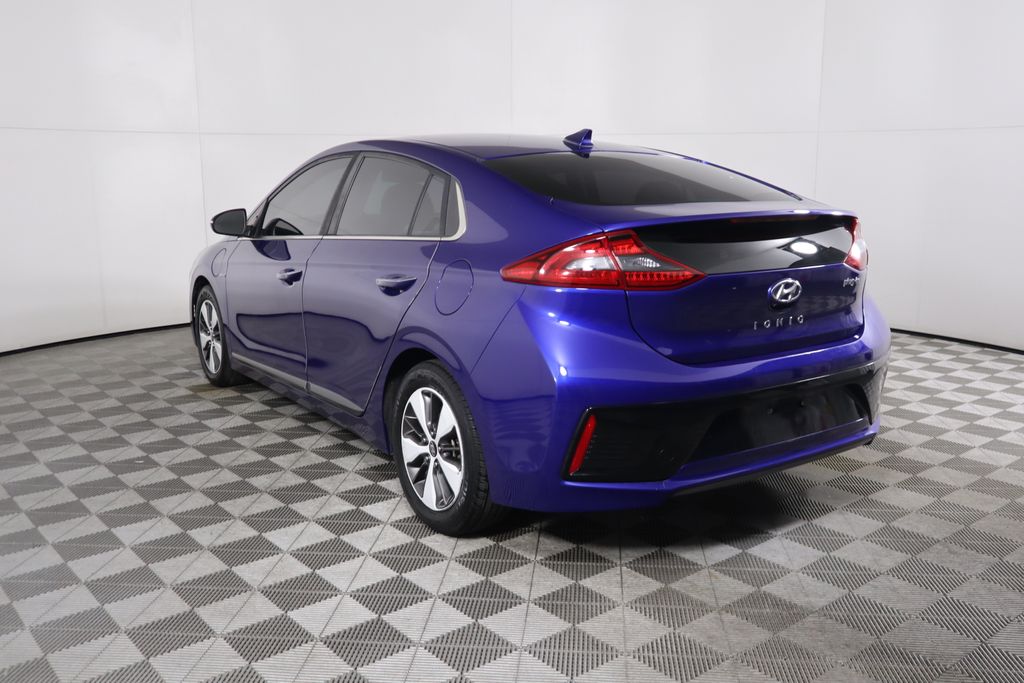 2019 Hyundai Ioniq SE 7