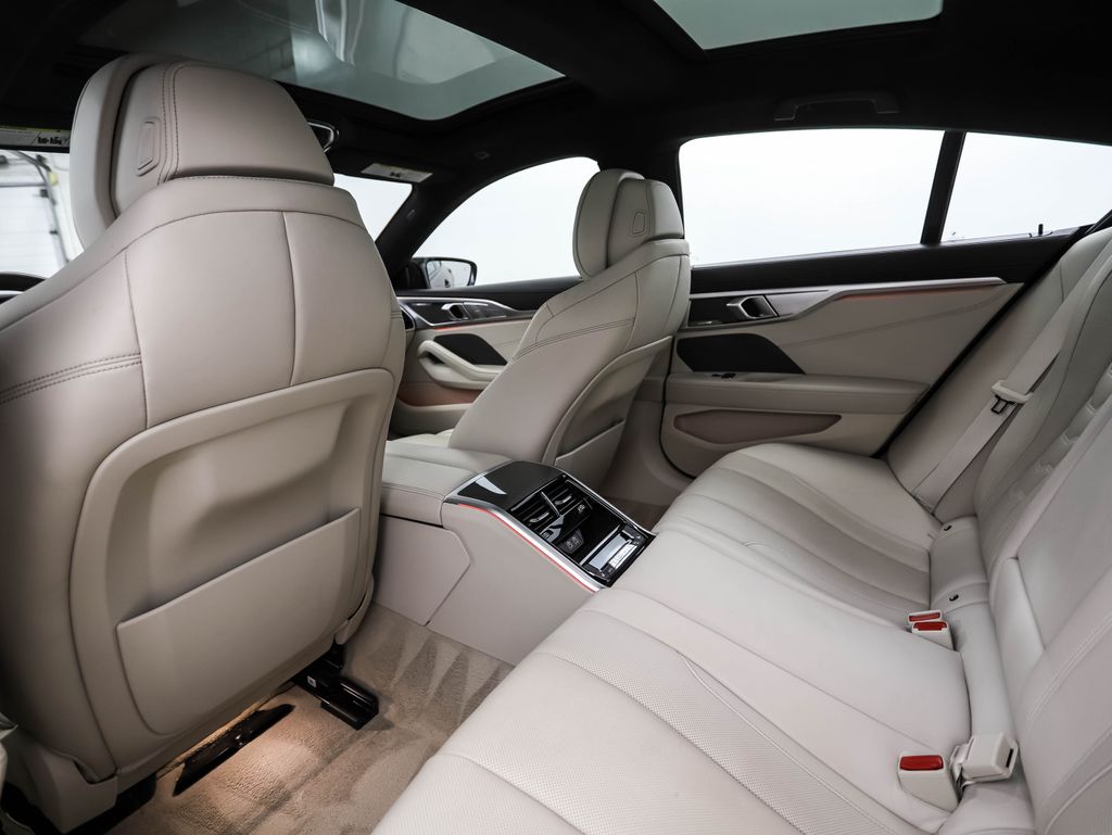 Thumbnail: 2023 BMW 8 Series - 21