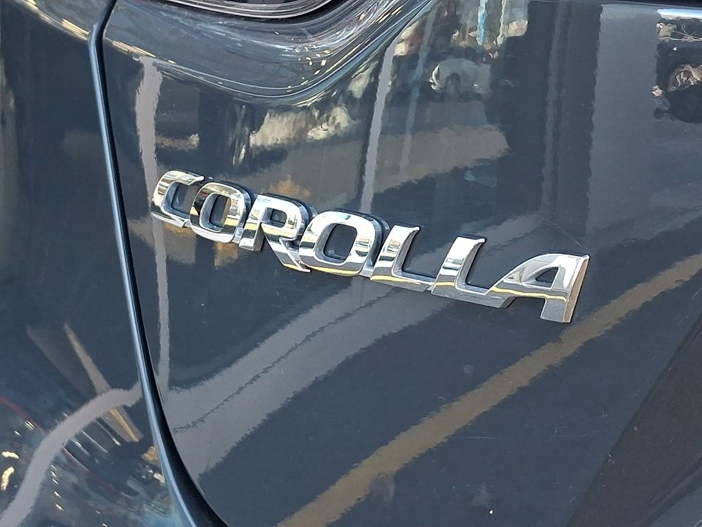 Thumbnail: 2023 Toyota Corolla - 31