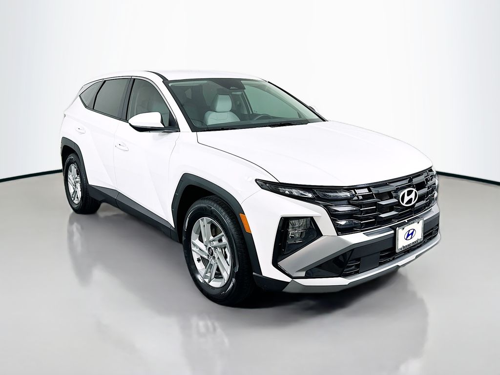 2025 Hyundai Tucson SE 3