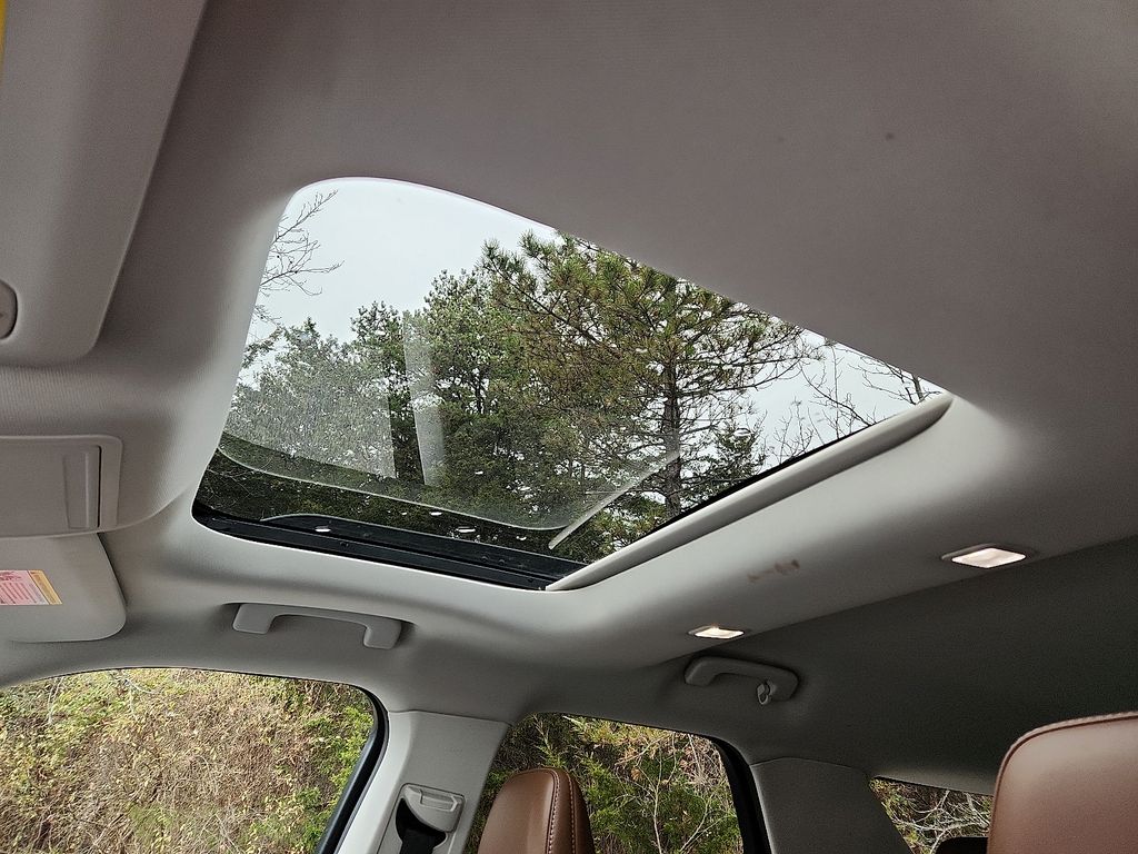 Thumbnail: 2022 Ford Bronco Sport - 14