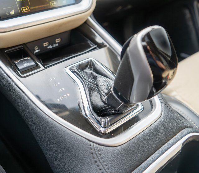 2022 Subaru Outback Limited Brown at Rafferty Subaru