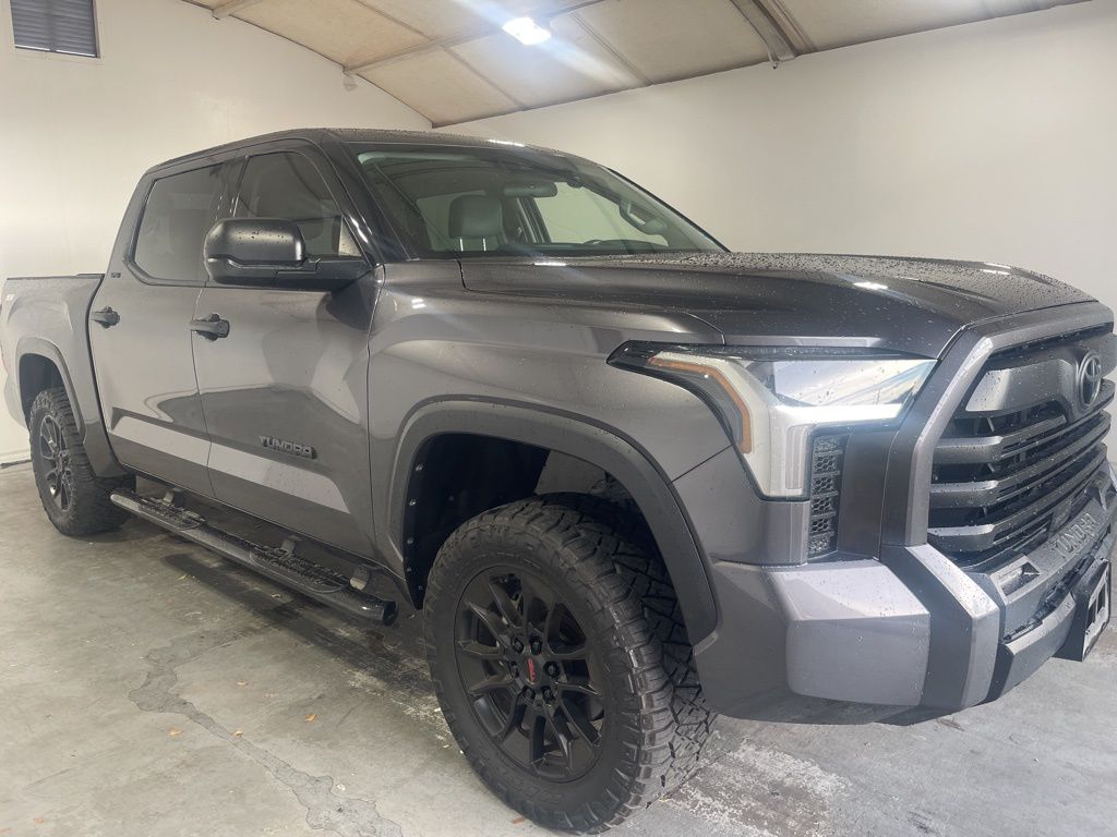 2022 Toyota Tundra SR5 2