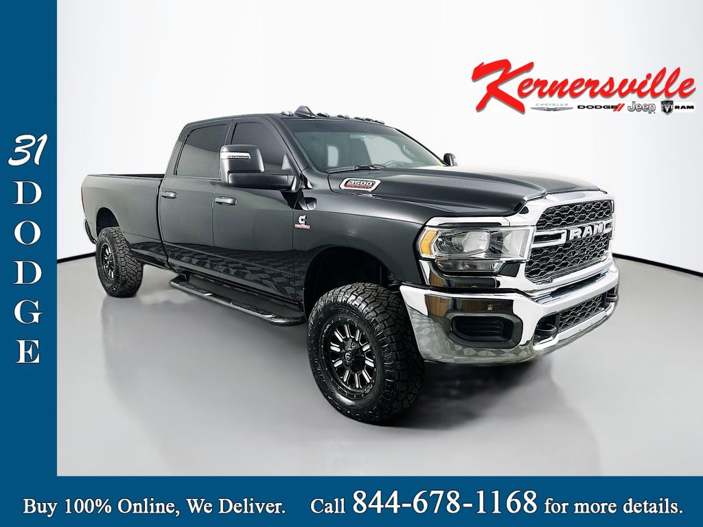 2024 RAM 3500 Tradesman Crew Cab LB 4WD