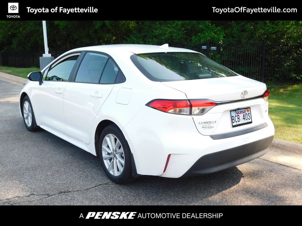 2024 Toyota Corolla LE 3