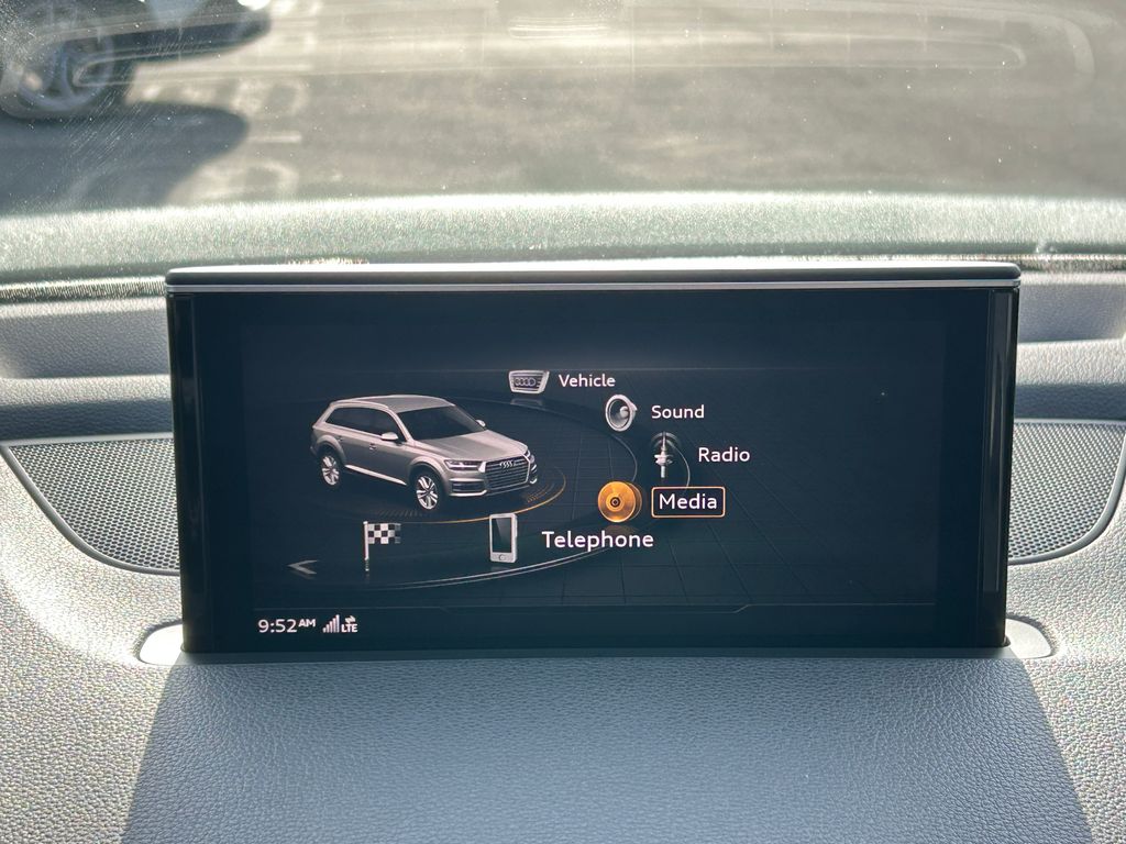 Thumbnail: 2018 Audi Q7 - 21