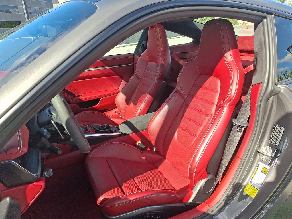 Thumbnail: 2021 Porsche 911 - 5