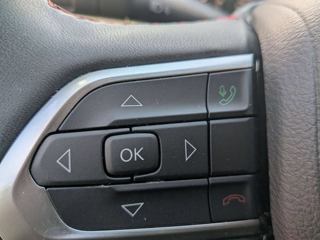 2025 Jeep Compass Trailhawk - Photo 19