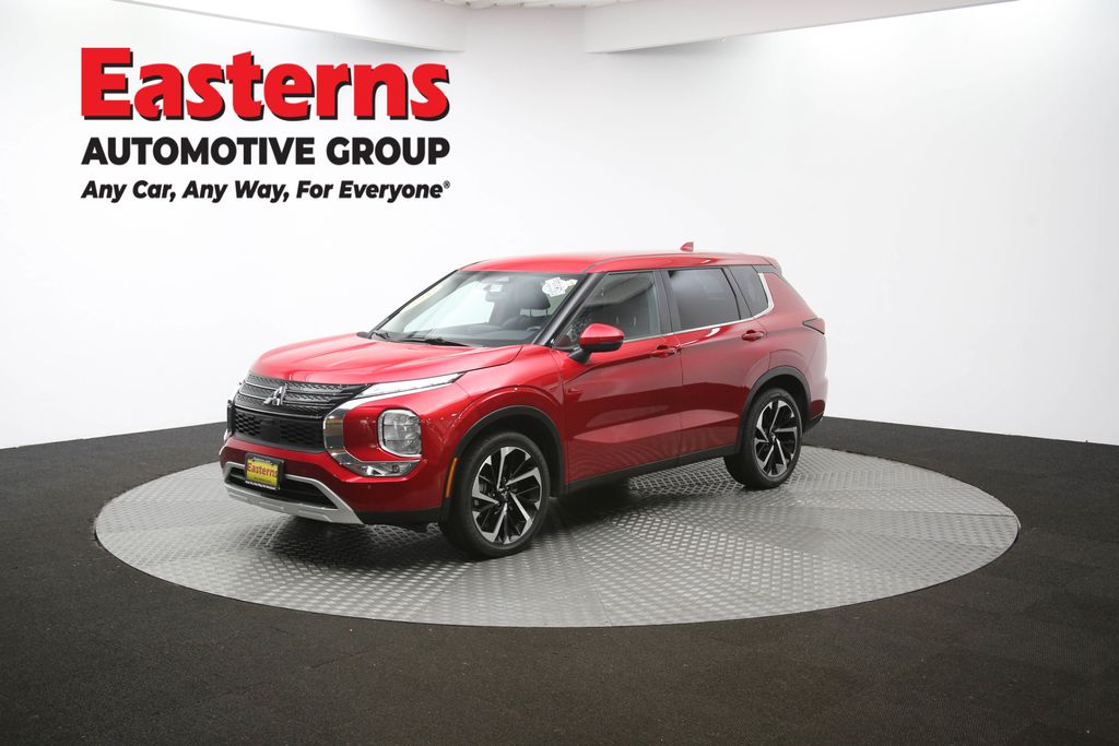 Used 2024 Red Mitsubishi SE image 55