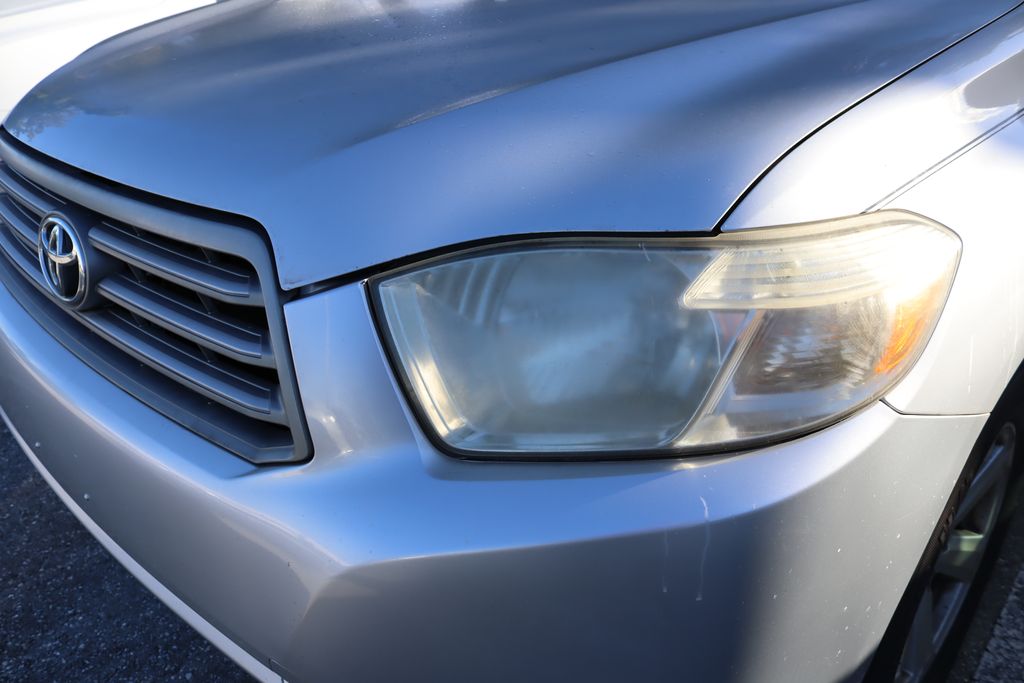 Thumbnail: 2008 Toyota Highlander - 3