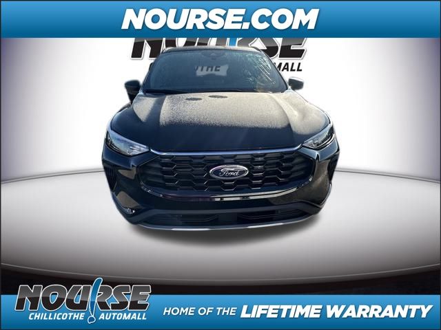 2025 Ford Escape Hybrid ST-Line photo