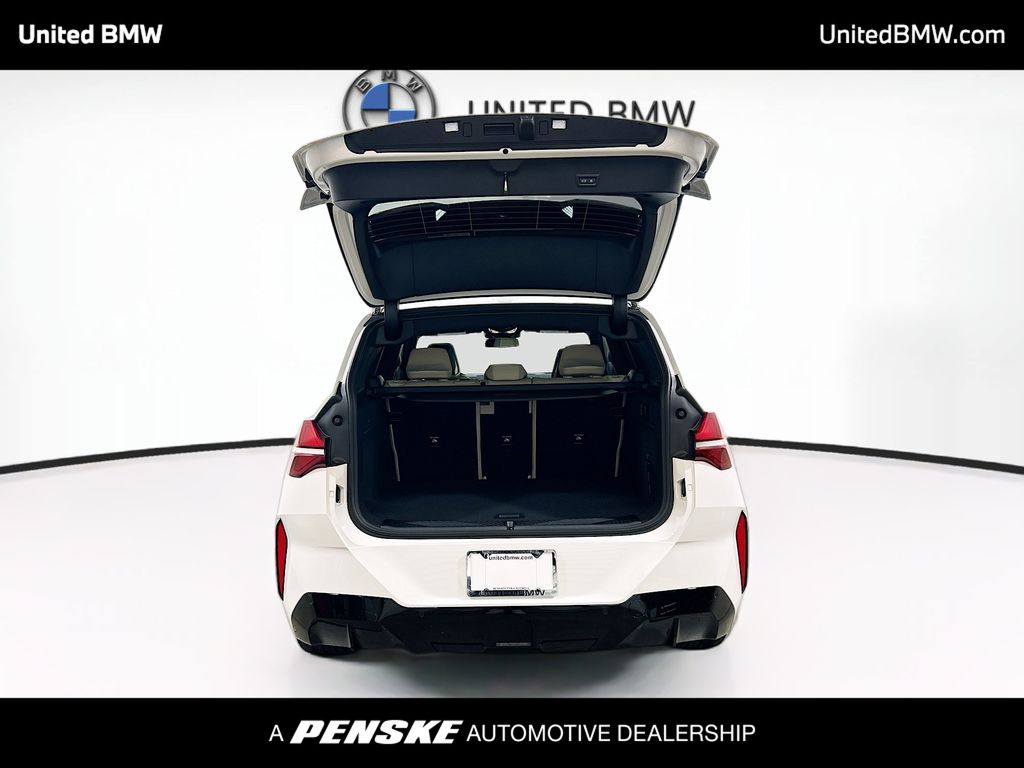 Thumbnail: 2026 BMW X3 - 14