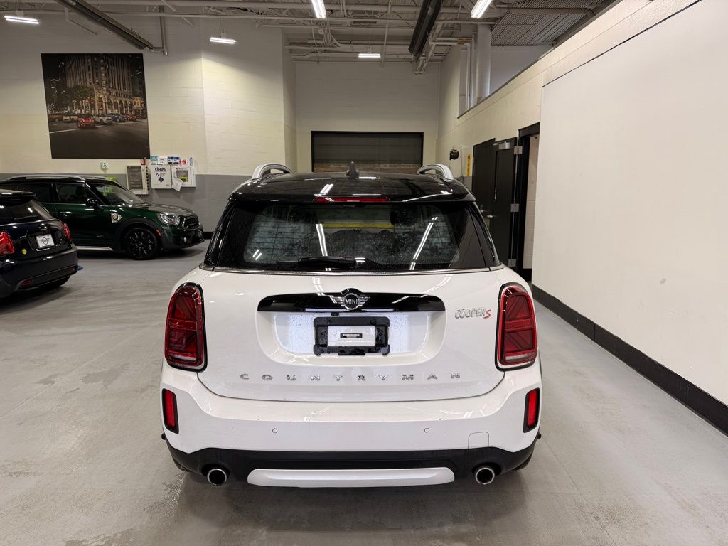 Thumbnail: 2024 MINI Cooper Countryman - 4