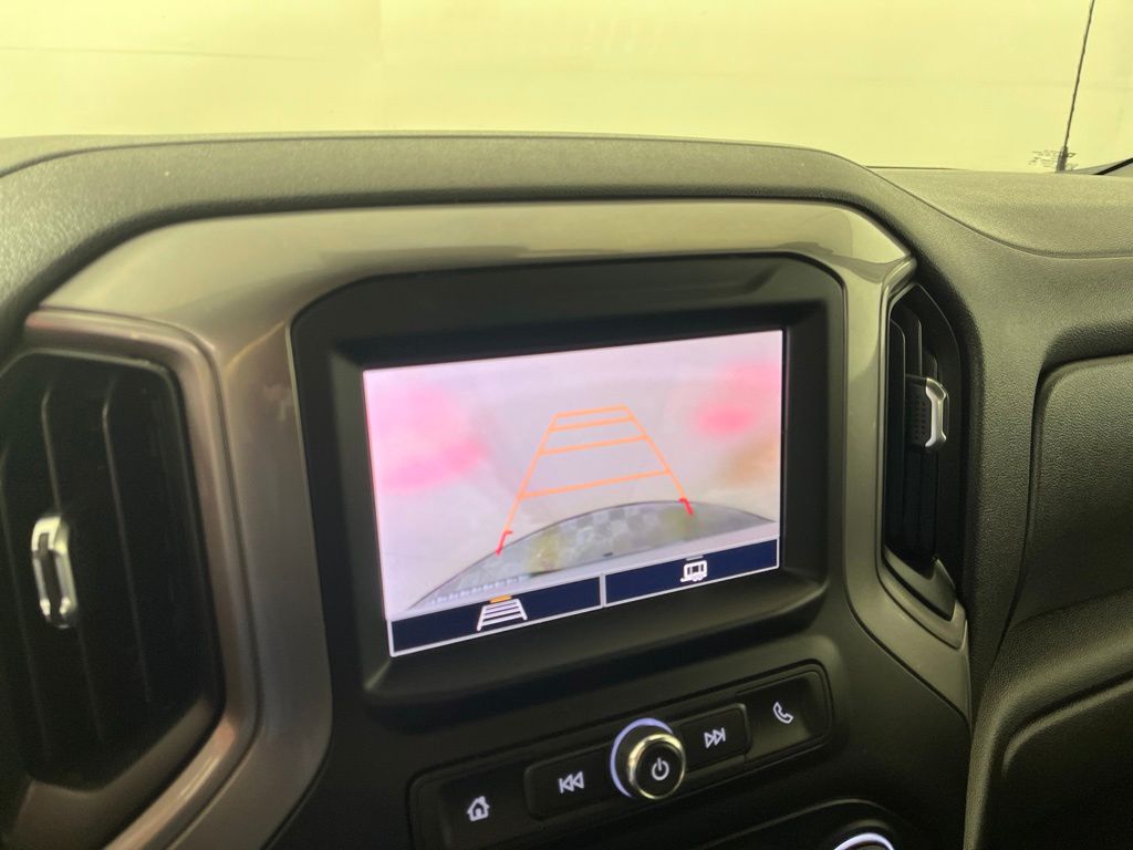 Thumbnail: 2023 Chevrolet Silverado 1500 - 25