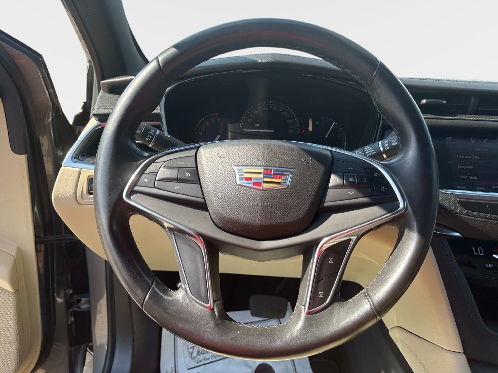 Used 2017 Cadillac XT5 SUV