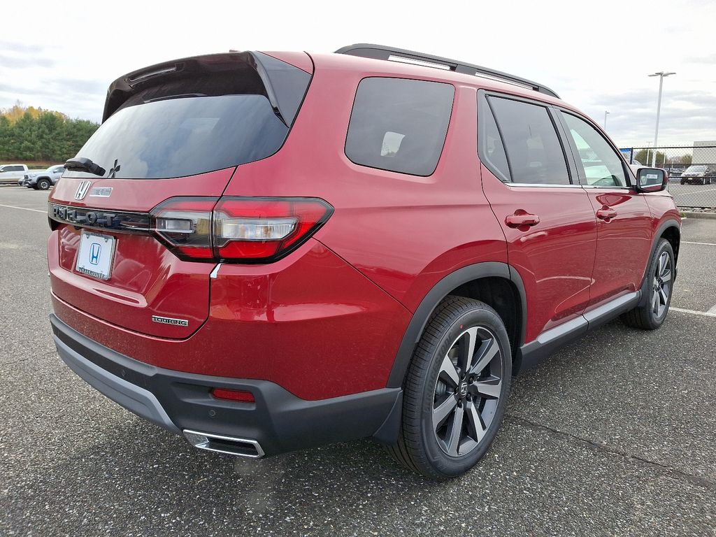 2025 Honda Pilot Touring 3