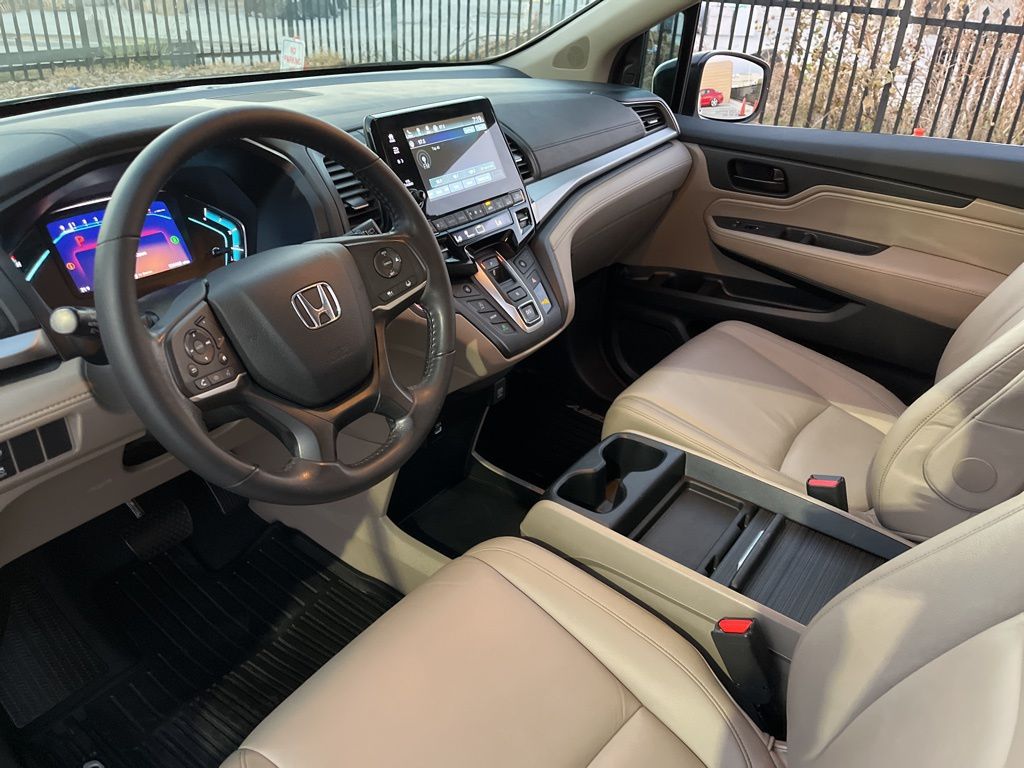 Thumbnail: 2023 Honda Odyssey - 19