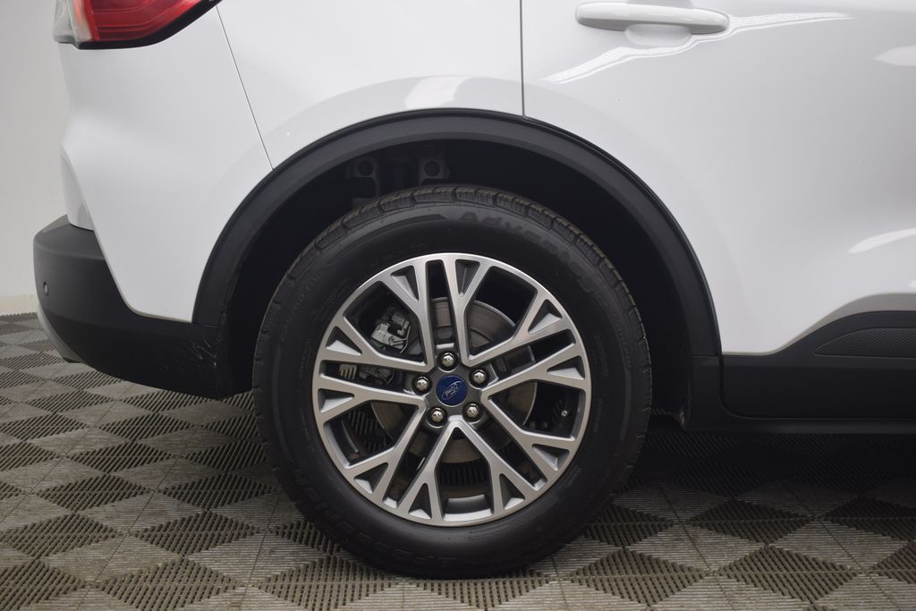 used 2022 Ford Escape car, priced at $16,200