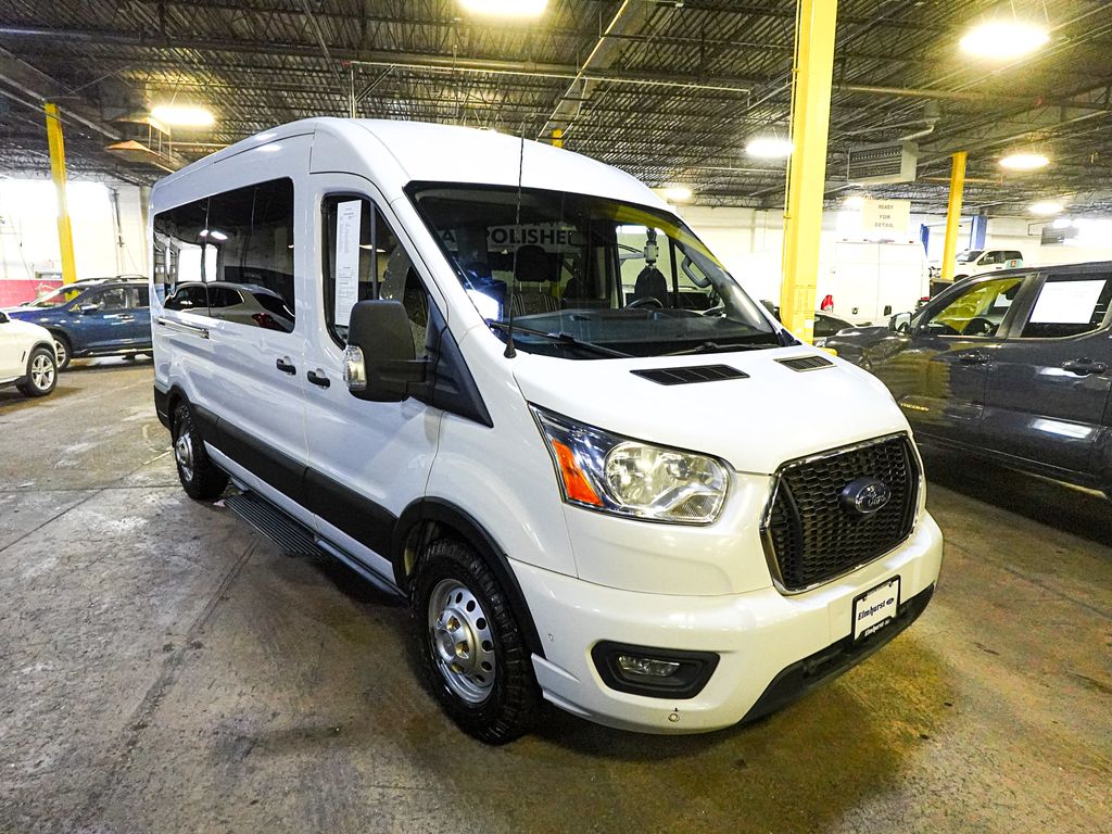 Oxford White 2022 Ford Transit Passenger 350 XLT Medium Roof LB AWD Van All-Wheel Drive 