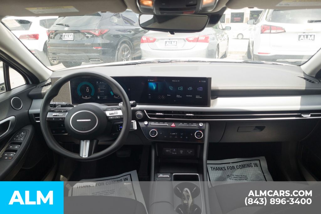 Certified Used 2025 White Hyundai SEL image 20