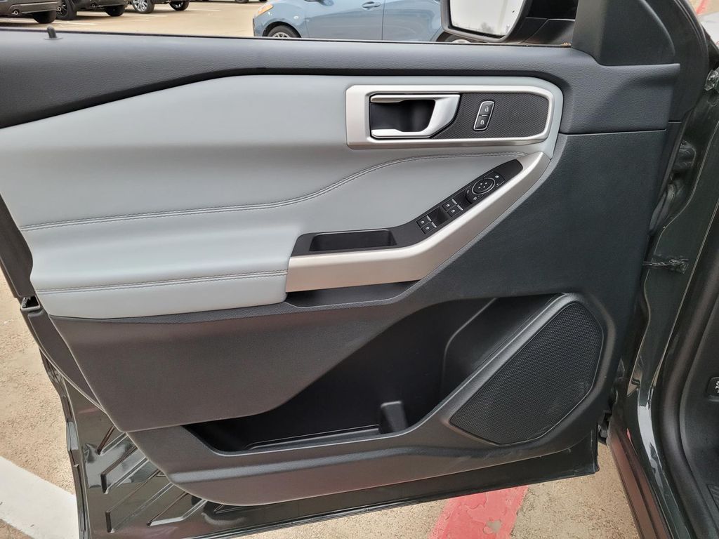 used 2024 Ford Explorer car, priced at $28,000