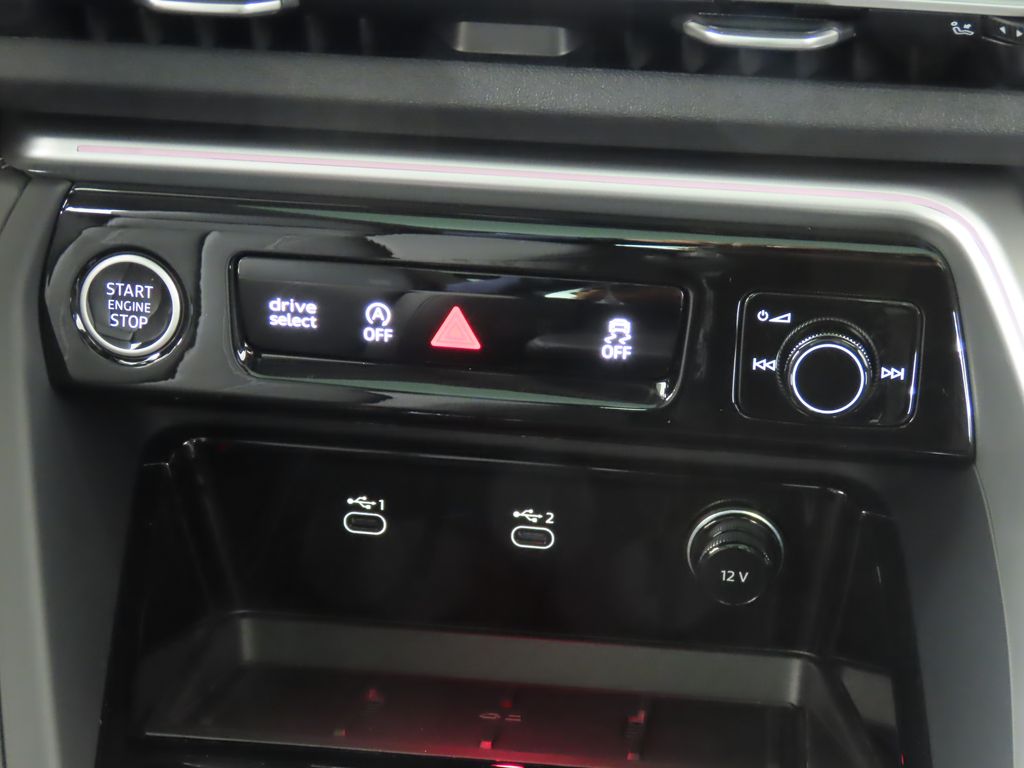 Thumbnail: 2025 Audi Q5 - 20