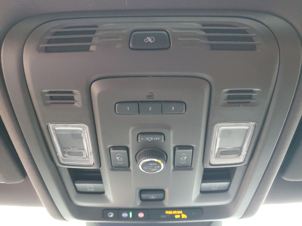 Used Car 2023 Cadillac Escalade Esv  Premium For Sale Under $70,000 In Austin, Texas