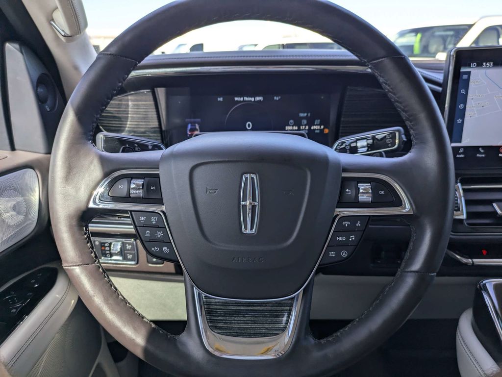 2022 Lincoln Navigator Black Label L