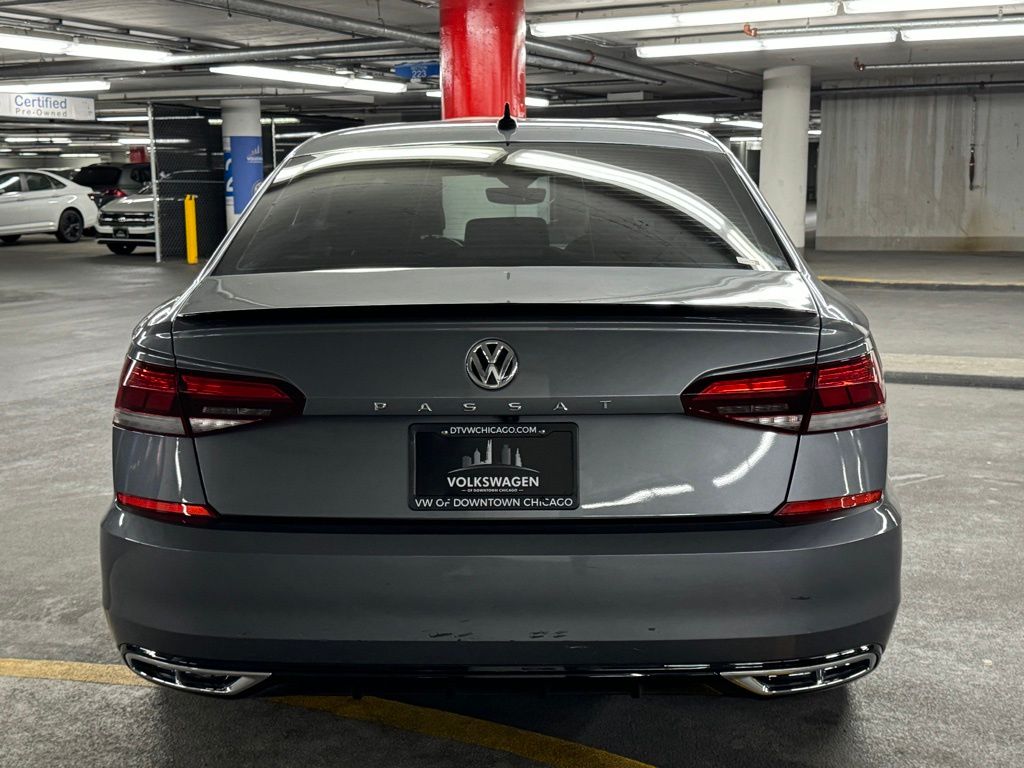 2020 Volkswagen Passat 2.0T R-Line 32