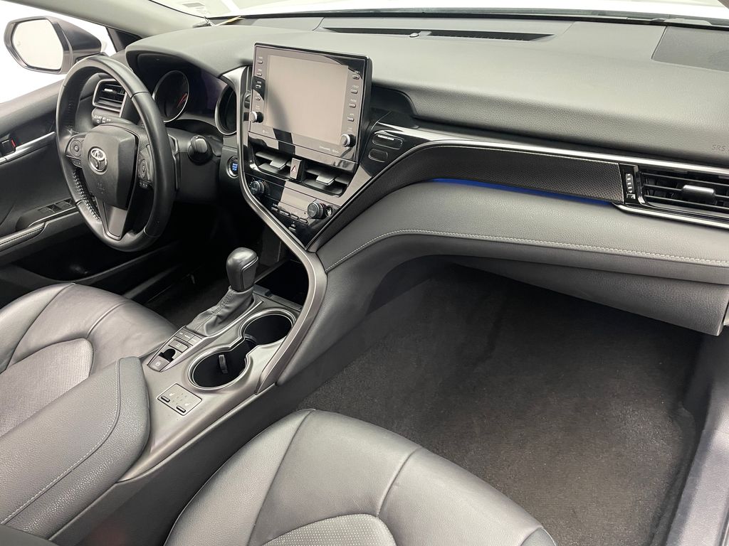 Thumbnail: 2023 Toyota Camry - 16