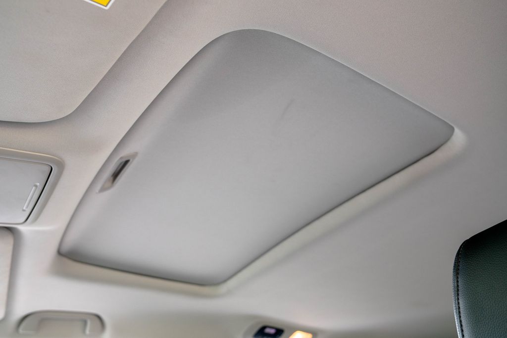 Used 2025 Honda Odyssey Van
