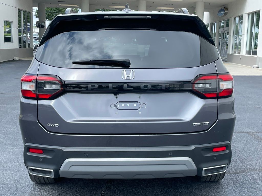 Thumbnail: 2023 Honda Pilot - 4